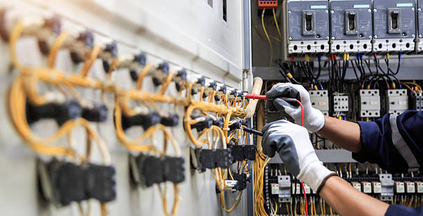 Professional Electrician technician working in Upper Sandusky, OH